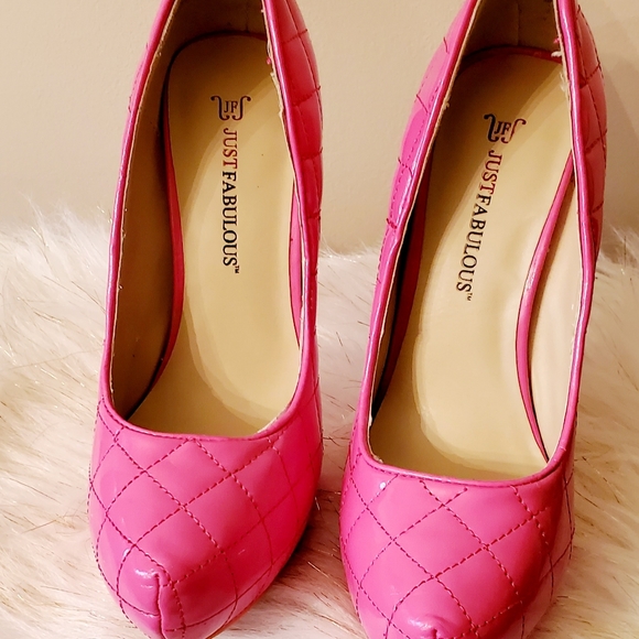 JustFab heels size us 7 - Picture 2 of 4